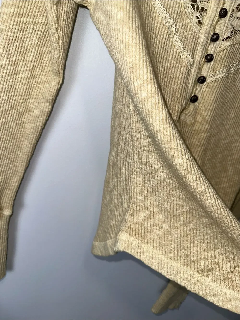 free people M Come On Over Ribbed Knit Lace Buttoned Long Sleeves Thermal Top